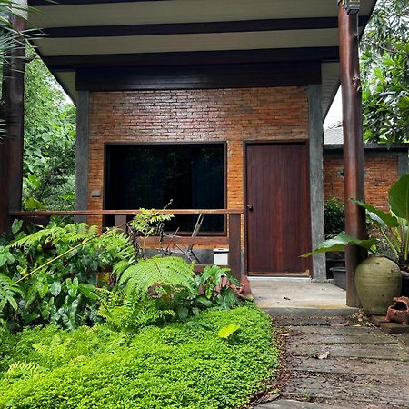 Baan Suanfah Kiangdao Bed & Breakfast Nan Exterior photo
